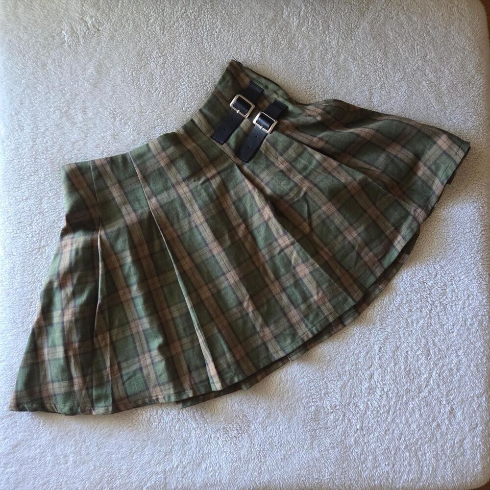 Social Collision NWT Olive Green Plaid Pleated Kilt Skirt Faux Leather Buckle